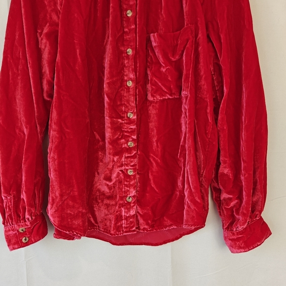 Anthropologie Pilcro Puff-Sleeved Velvet Buttondown Red/Rouge Size Medium - Picture 6 of 12